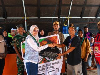 Dari Donasi ke Harapan: HMI Cabang Sorong dan BMP Kabupaten Sorong Gerakkan Solidaritas untuk Korban Kebakaran Klademak 2